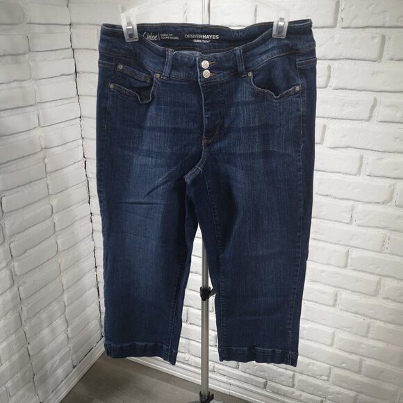 Denver Hayes Curve Tech Ladies Size 12 Chloe Curvy Fit Medium Wash Capri's - Picture 1 of 12